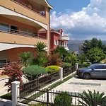 Skejic Apartment *